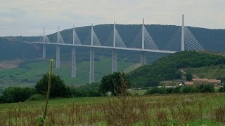 Assembling the Worlds Tallest Bridge [upl. by Ettevahs]