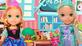 Elsya and Annya Go To School for Show and Tell Toys In Action [upl. by Litman]